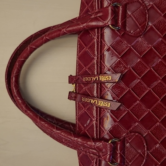 EUC Este Lauder Deep Red Faux Leather "Woven Look" Purse/Handbag - Picture 4 of 15